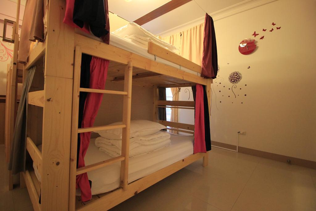 Green Park Homestay Luodong Exterior photo